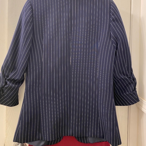 Jacket - Picture 3 of 3